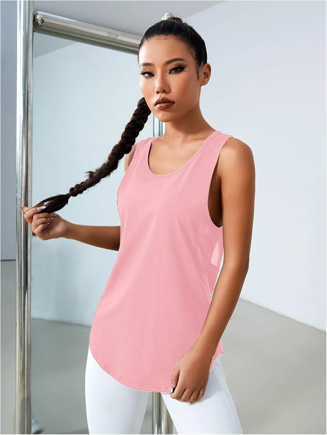 SweatyRocks Women's Activewear Sleeveless Scoop Neck Sports Tank Top Breathable Mesh Tops